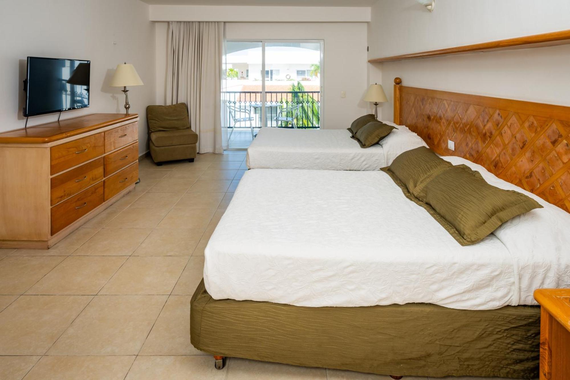 Aparthotel Oceanfront In Complex Cancun