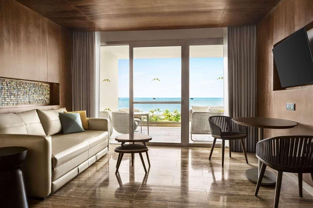 Grand Palladium Costa Mujeres Hotel