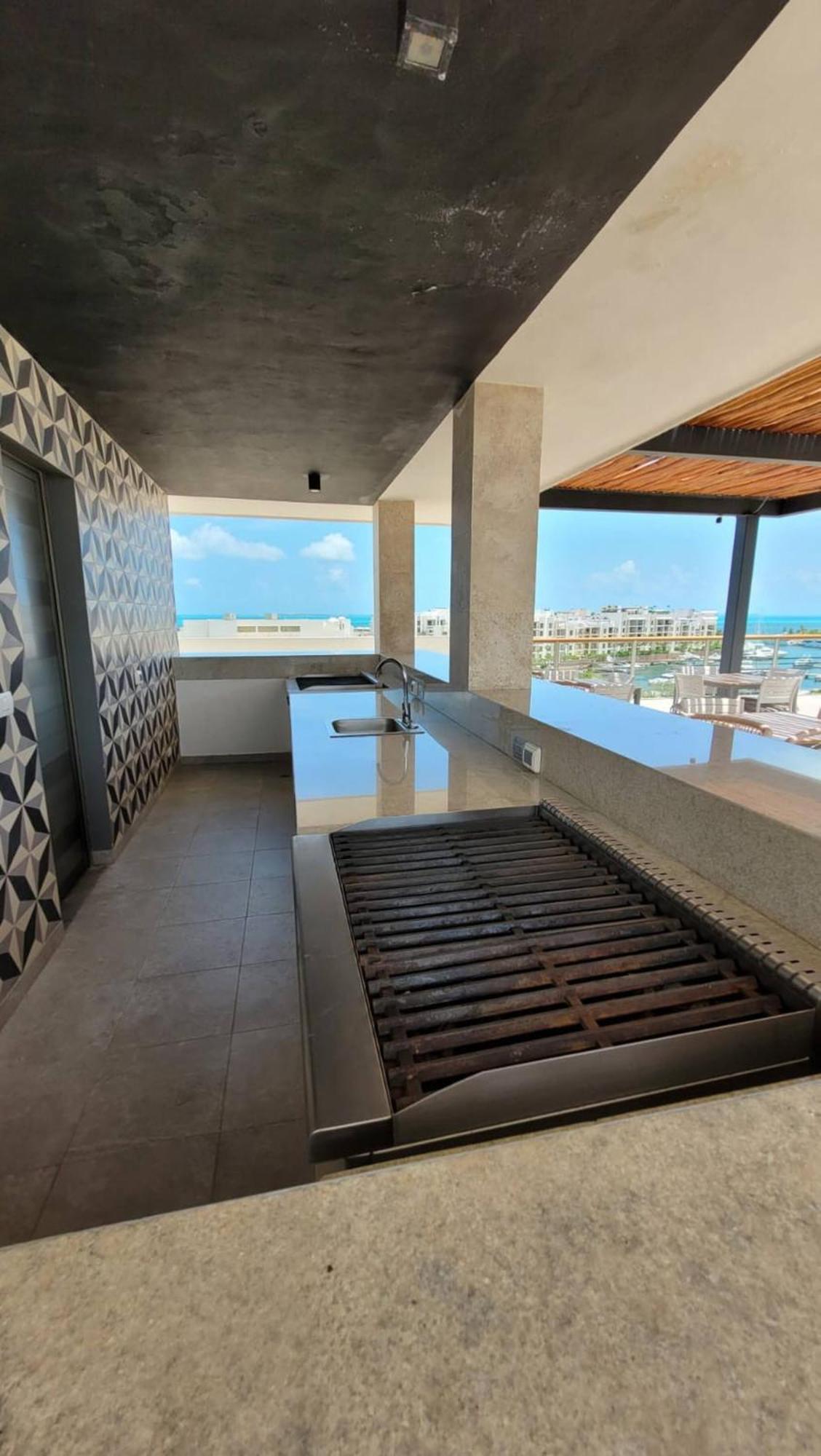 La Amada Luxury Front Cancun