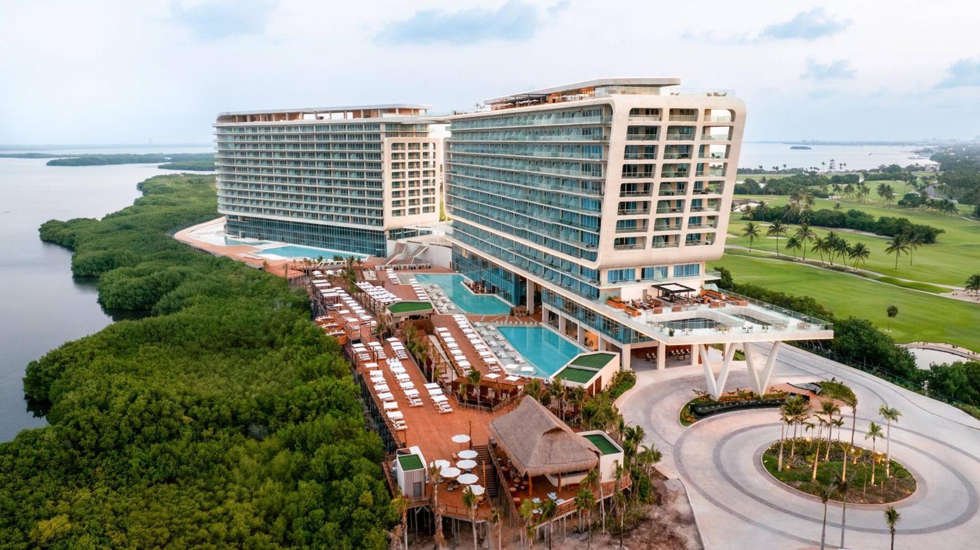 Hyatt Vivid Grand Island (adults Only) 5* Cancun