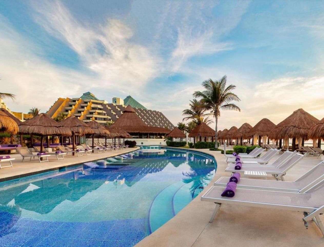 Club Melia At Paradisus Hotel