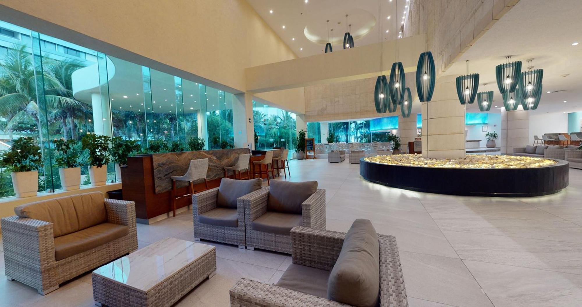 Resort Park Royal Cancun