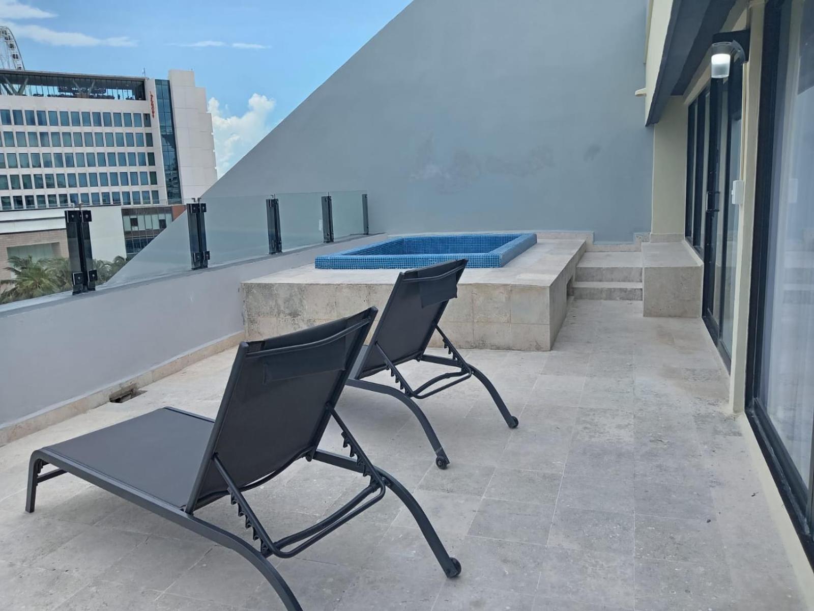 Aparthotel In Ocean Front Cancun