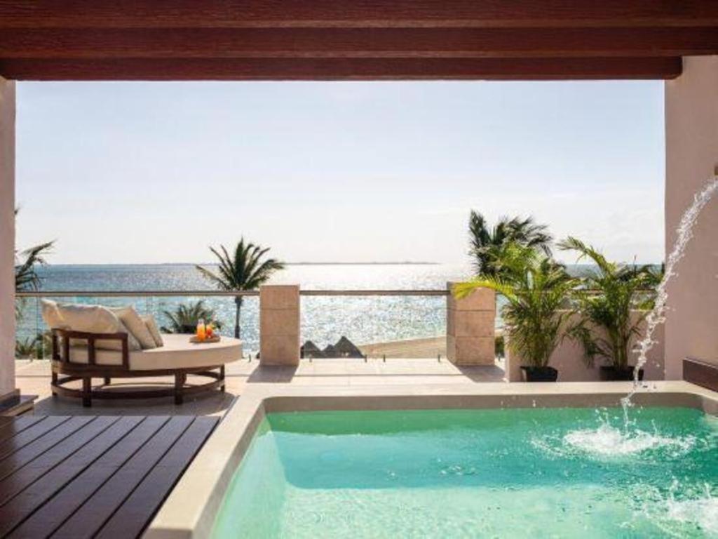 Hotel Excellence Playa Mujeres (adults Only)