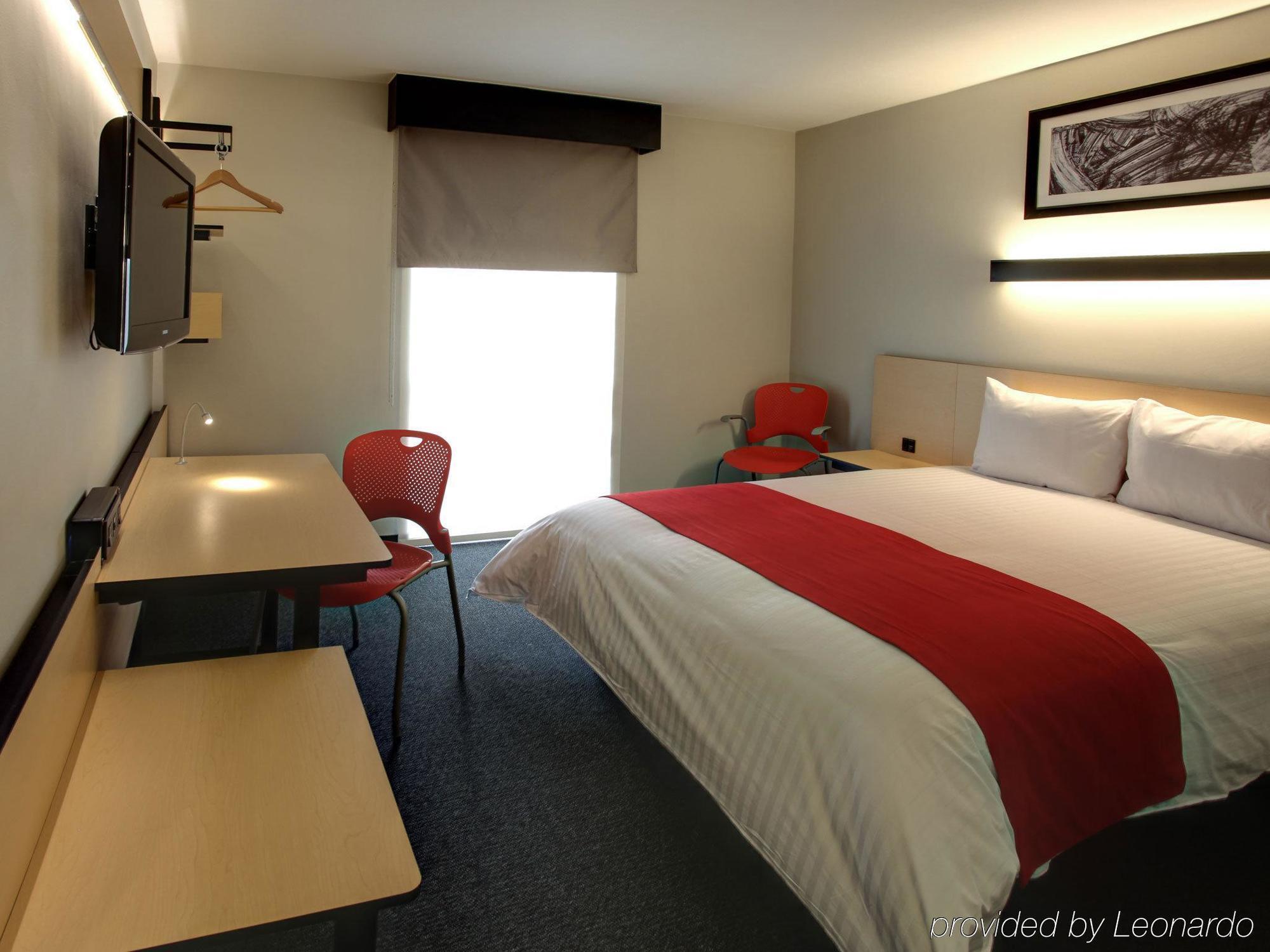 Hotel Express By Marriott Cancun