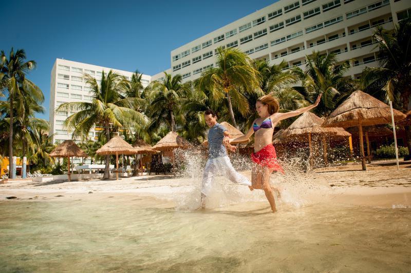 Dreams Sands & (adults Only) Resort Cancun