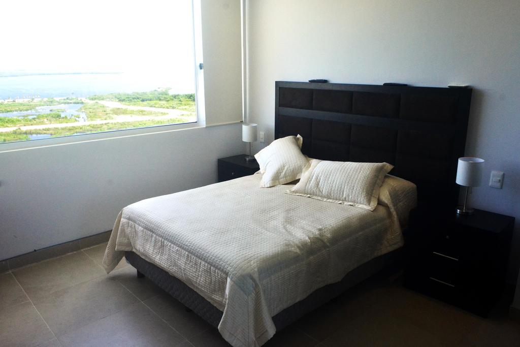 Malecon Americas Torre Montevideo Apartment Cancun