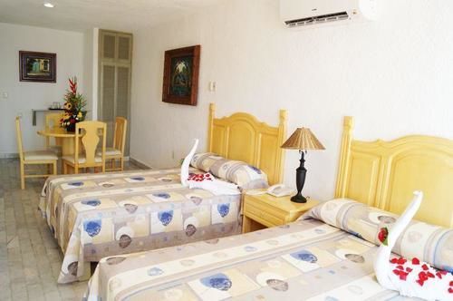 Las Perlas Aparthotel 3*