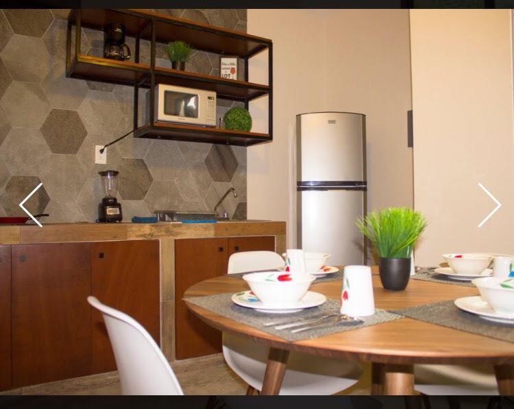 Downtown Apartment *