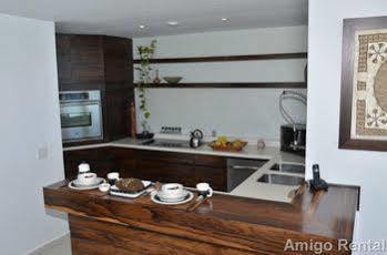 Amigo Aparthotel 3*