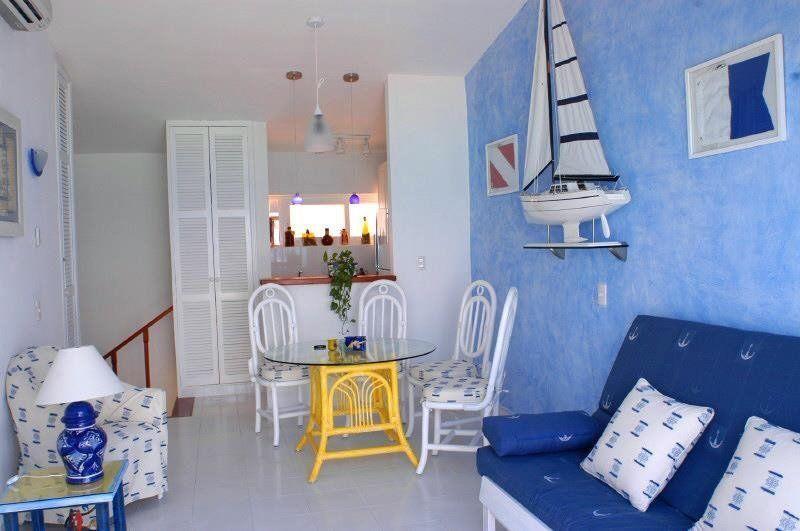 Brisas Apartment *