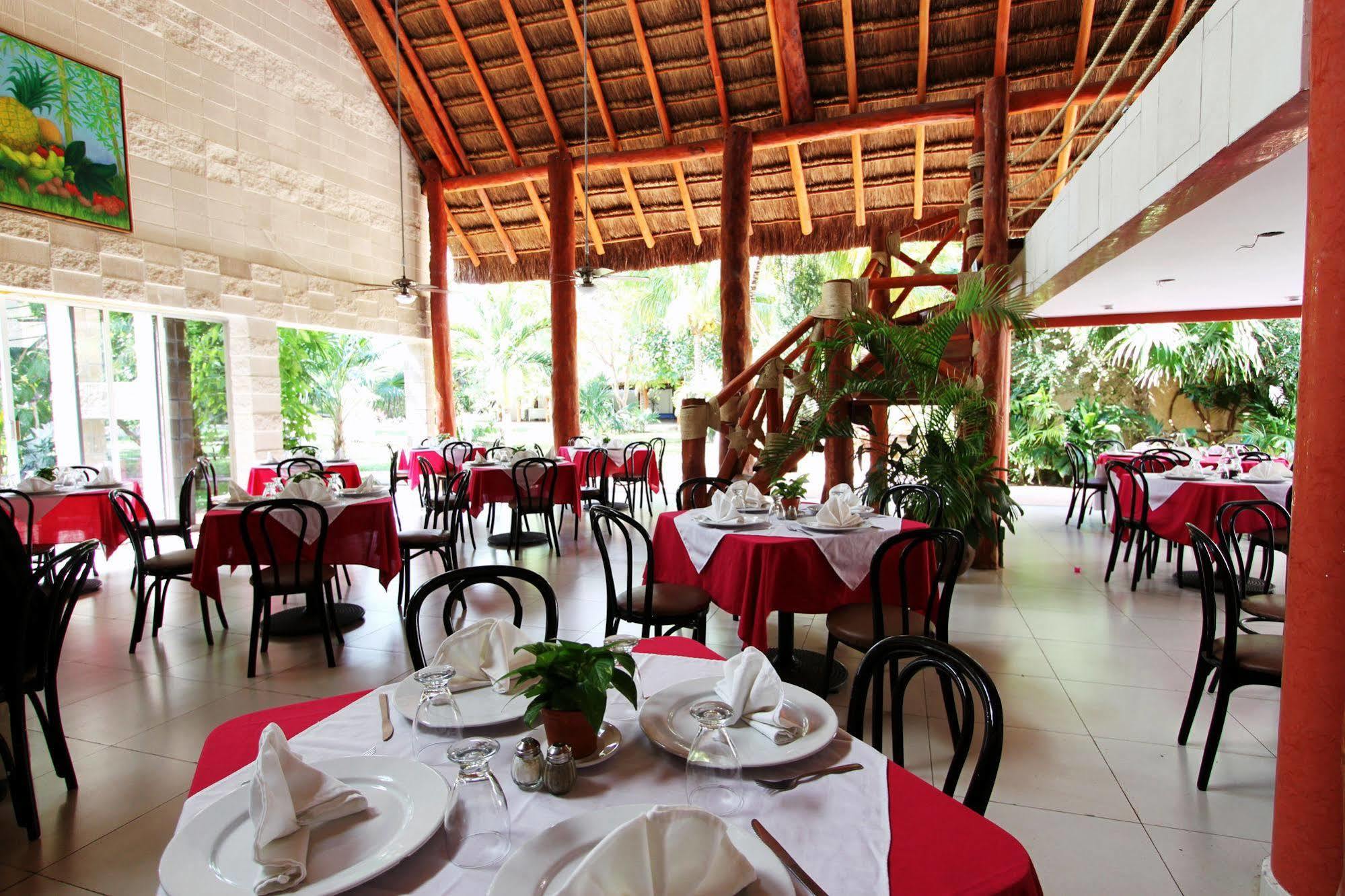 Plaza Caribe 4* Cancun