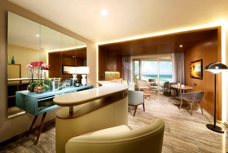 Family Selection At Grand Palladium Costa Mujeres & 4* Cancun