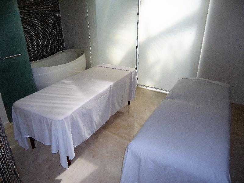 Tu Mirada Al Mar Beachfront Tower & * Cancun