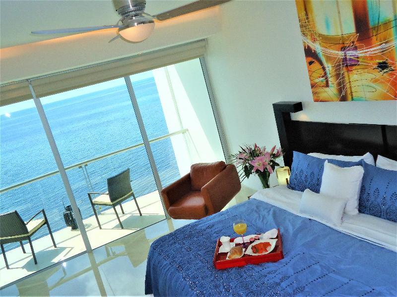 Tu Mirada Al Mar Beachfront Tower & Apartment