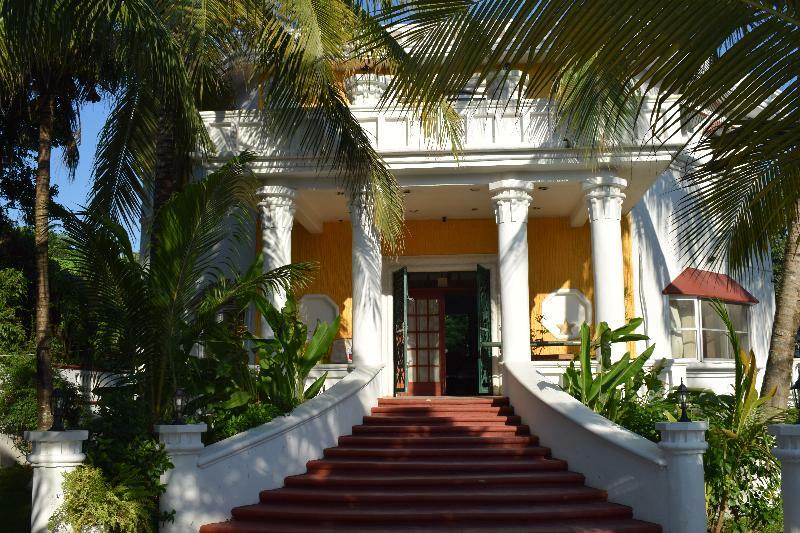 Mansion Giahn Bed & Breakfast 2*