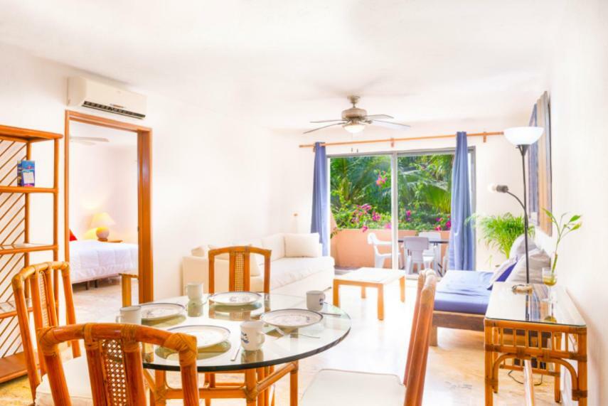 Cocoa Beach - Free Access To The Beach Apartment *