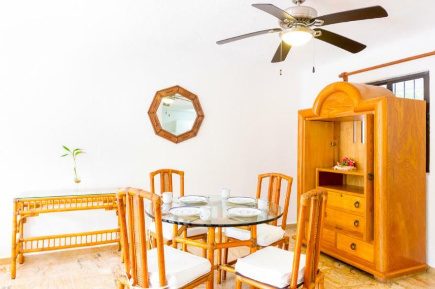 Cocoa Beach - Free Access To The Beach Apartment