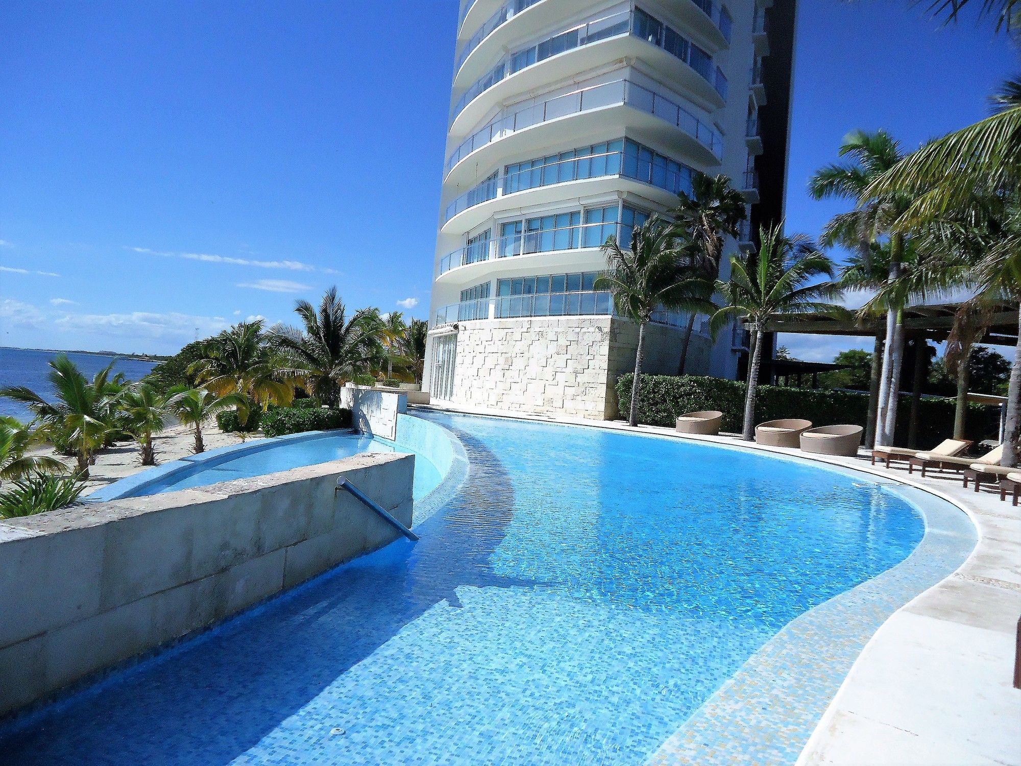 Tu Mirada Al Mar Beachfront Tower & * Cancun