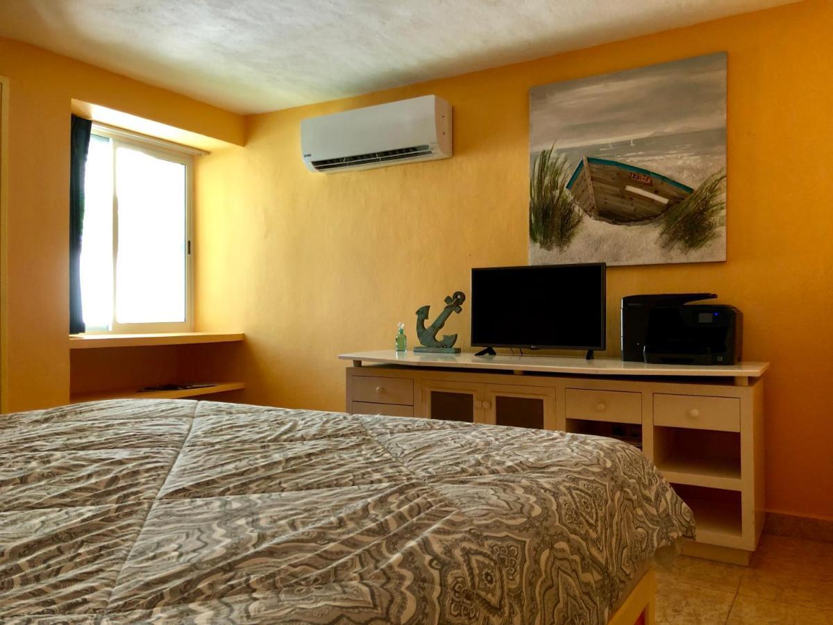 Eight Bedroom Beach House Cancun