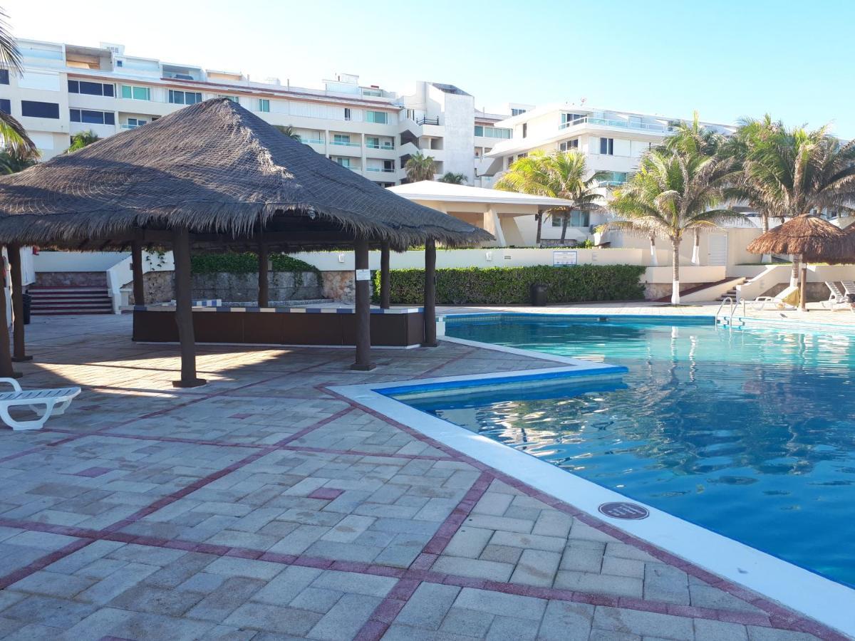 Brisas 10 Beachside * Cancun