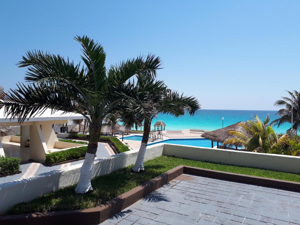 Apartment Brisas 10 Beachside *