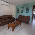 Esduma Mura Cancun