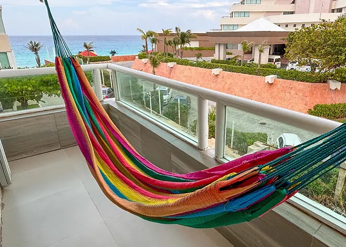 Beach Apartment With Balcony And View, Brisas Cancun Hotel Zone, 1 Bedroom