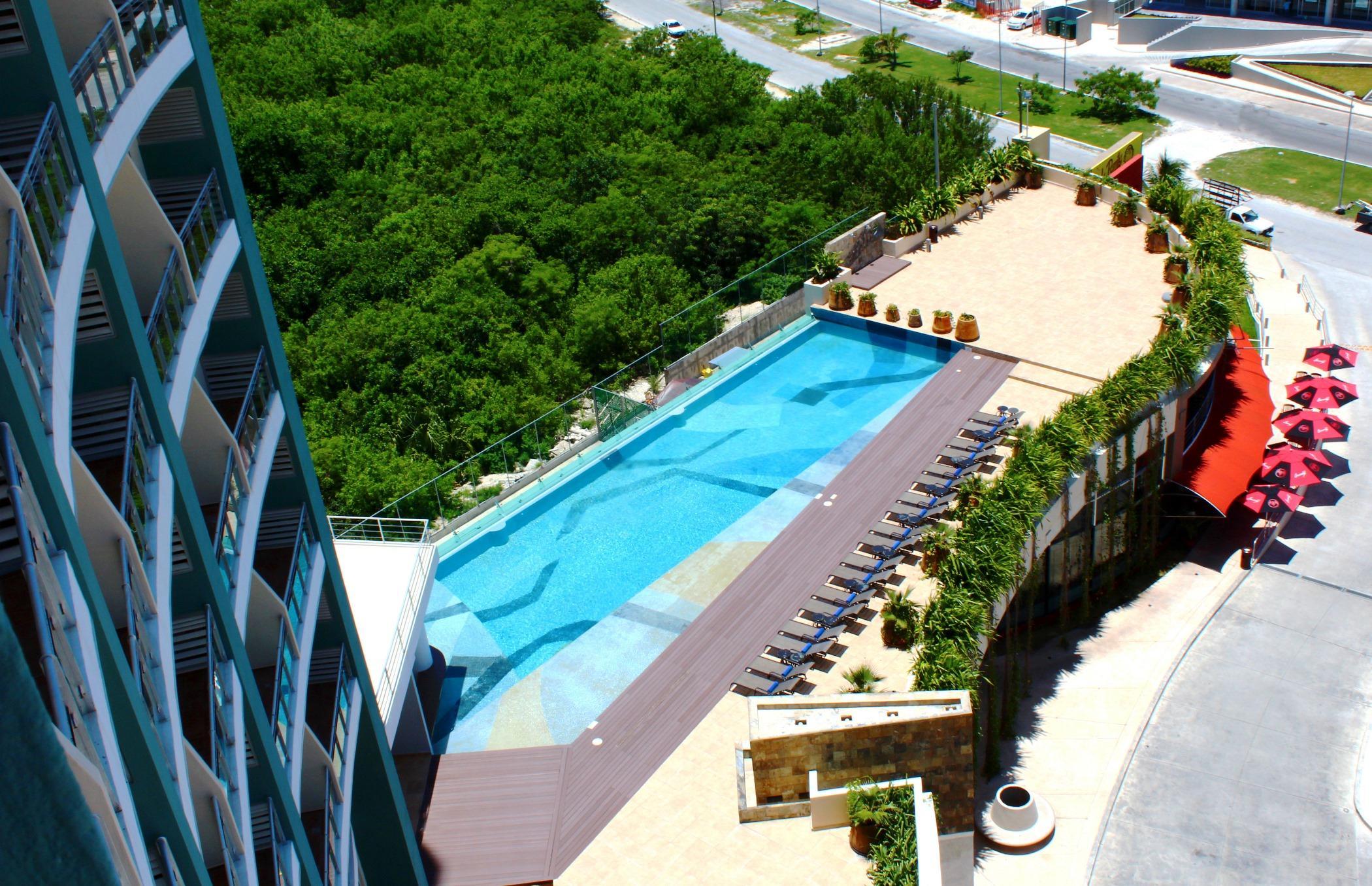 Hotel Krystal Urban & Club