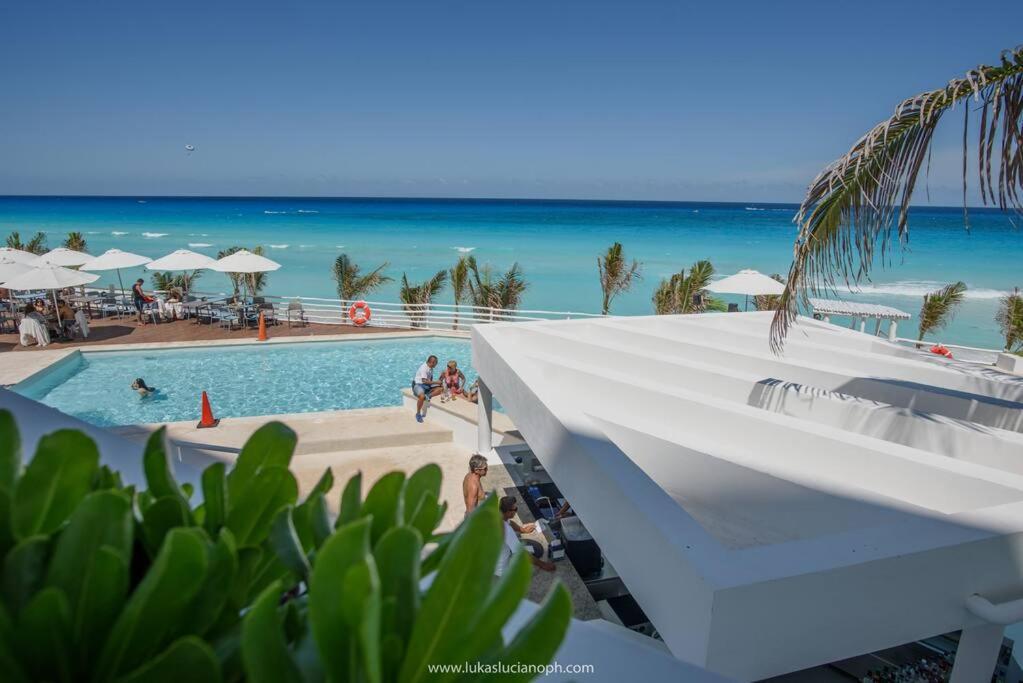 Apartamento Exclusive On The Beach, Minimalist, Gym, Pool, Jacuzzi, Balcony
