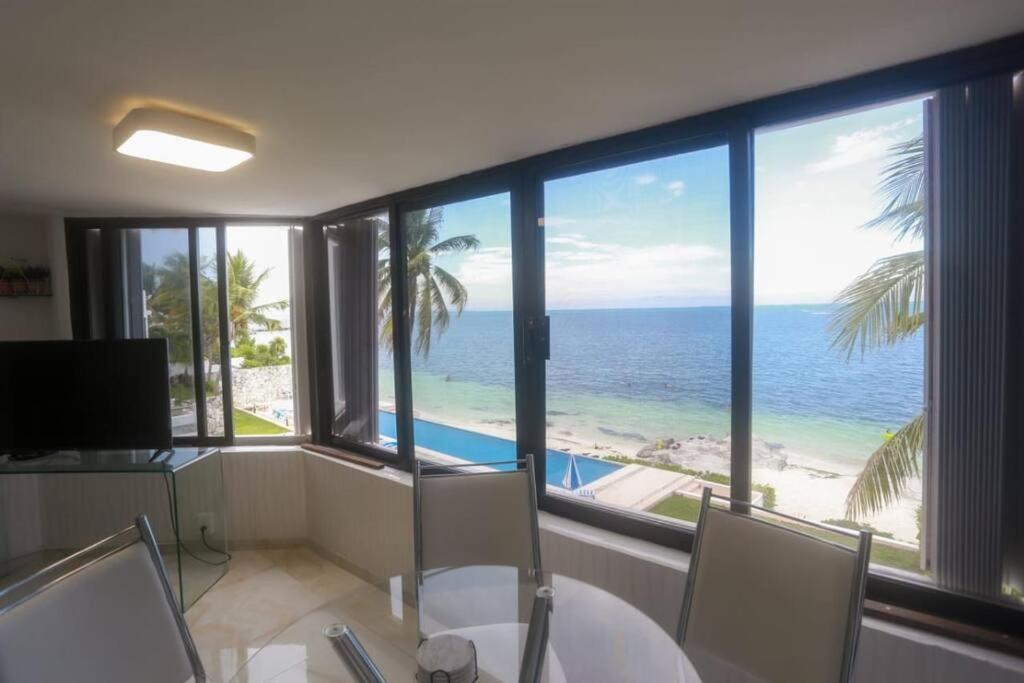 Apartment Front Zone Cancun