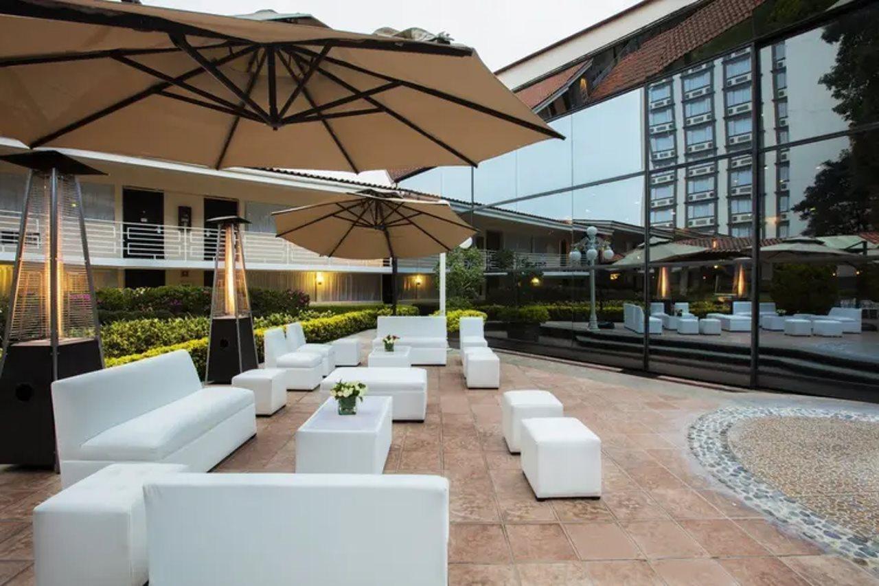 Krystal Urban & Club Hotel Cancun