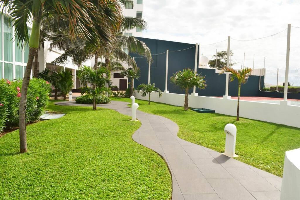 Brand New At The 3d * Cancun