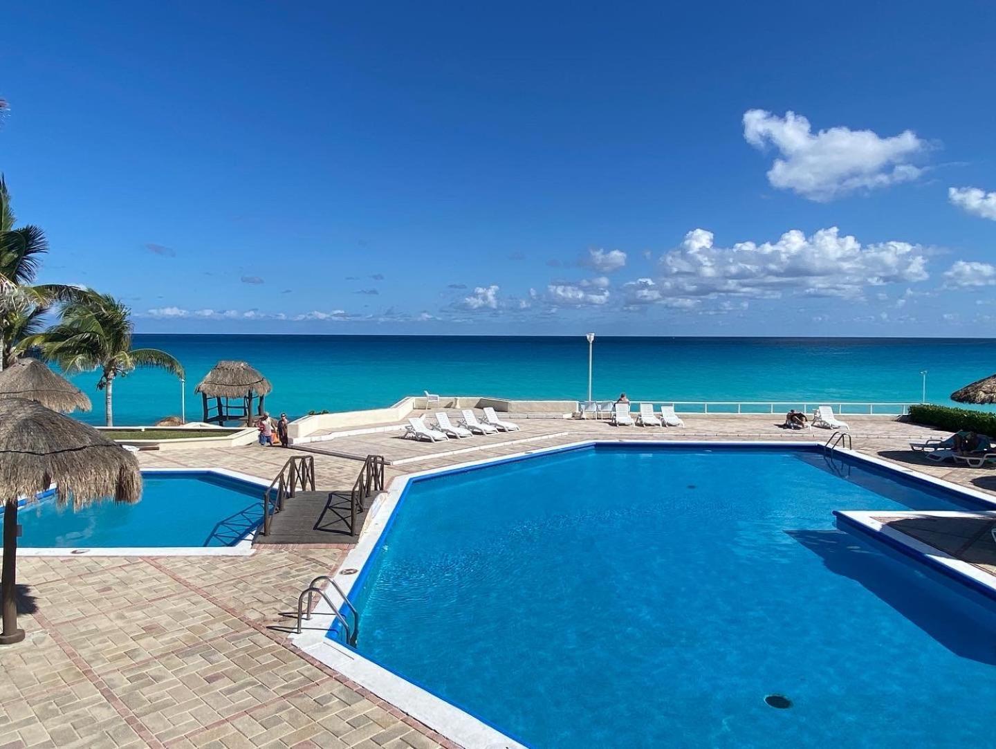 Beach Apartment With Balcony And View, Brisas Cancun Hotel Zone, 1 Bedroom Apartment