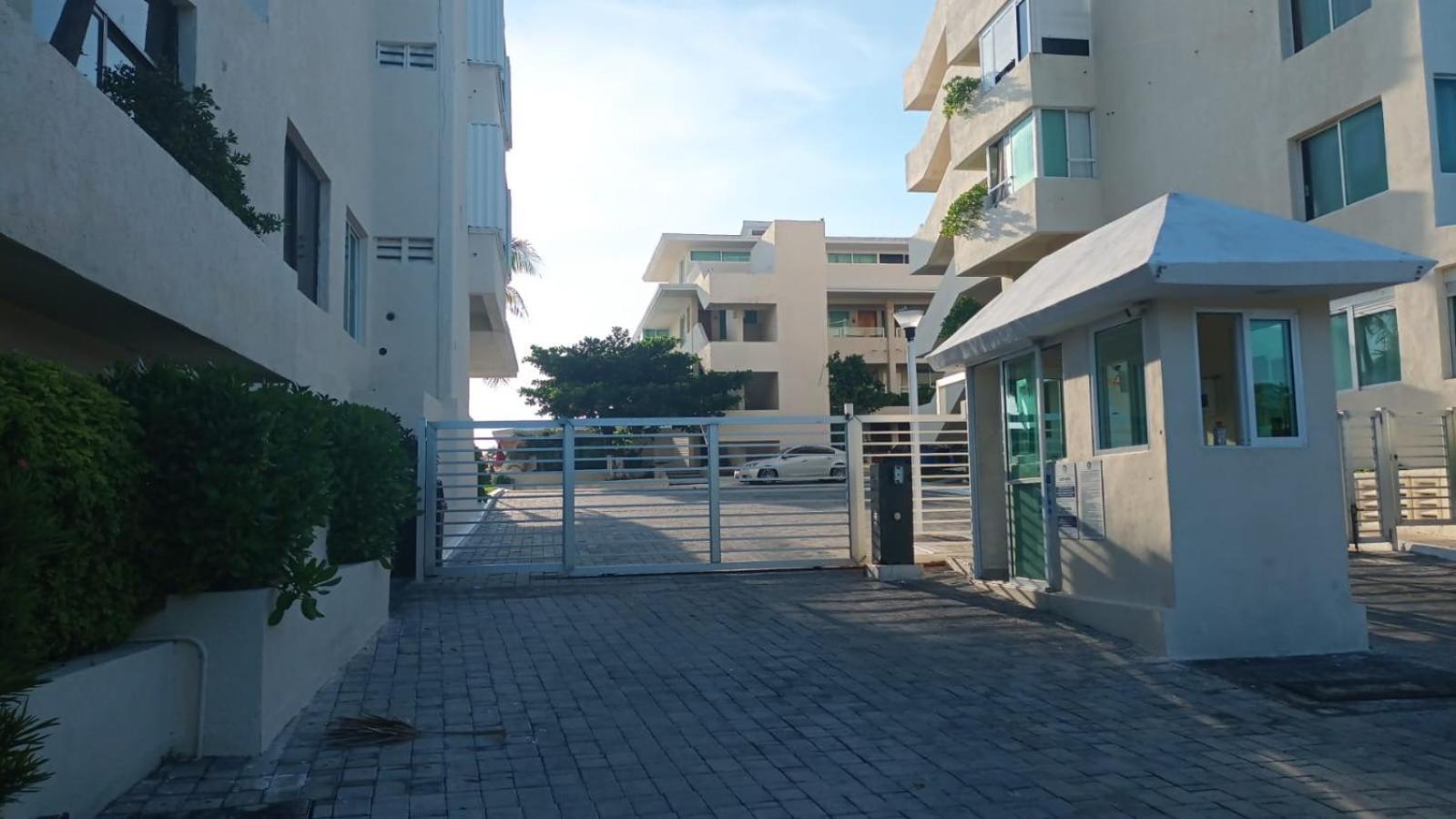 Apartment Beach Apartment With Balcony And View, Brisas Cancun Hotel Zone, 1 Bedroom *