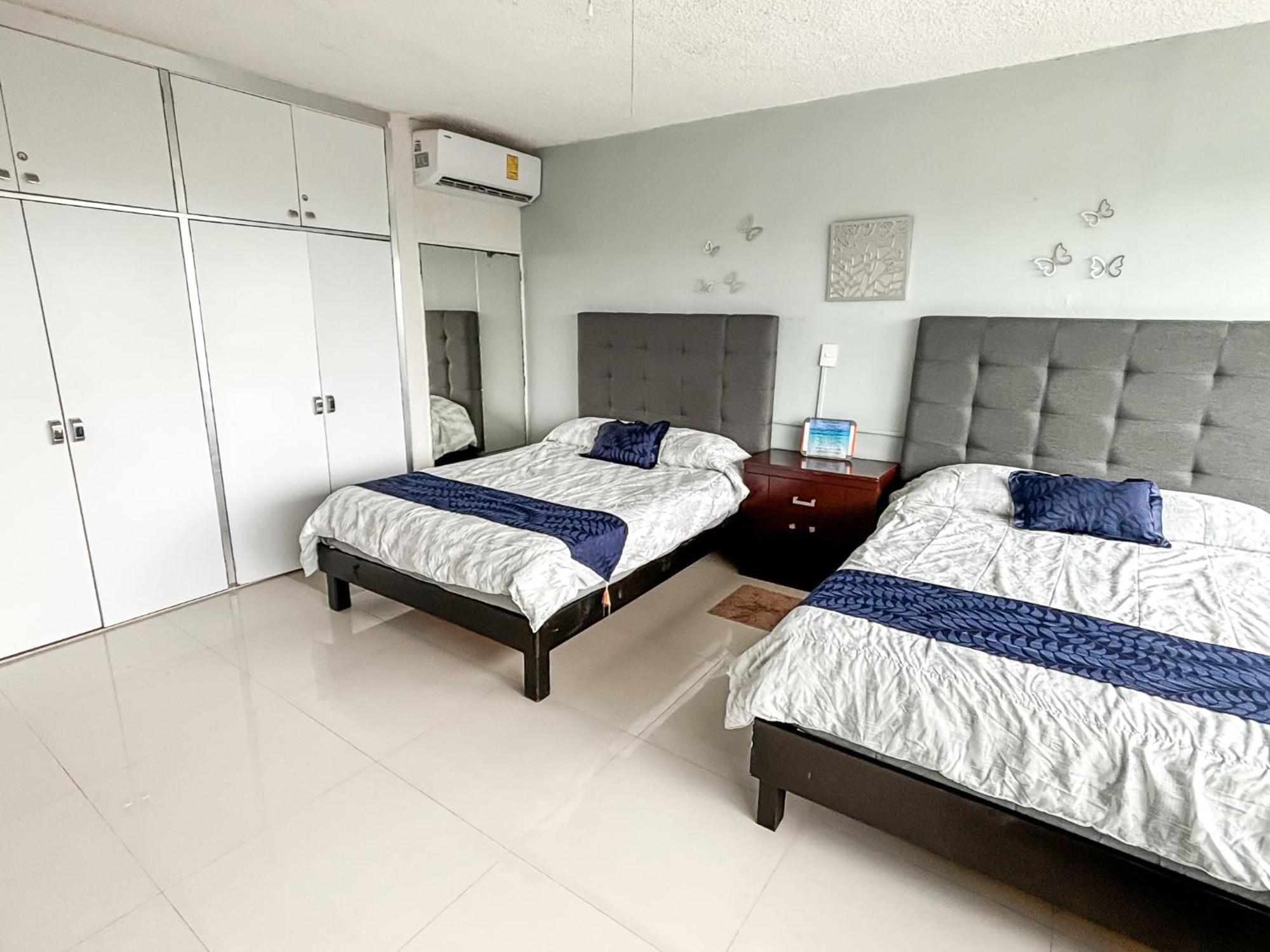Beach Apartment With Balcony And View, Brisas Cancun Hotel Zone, 1 Bedroom *