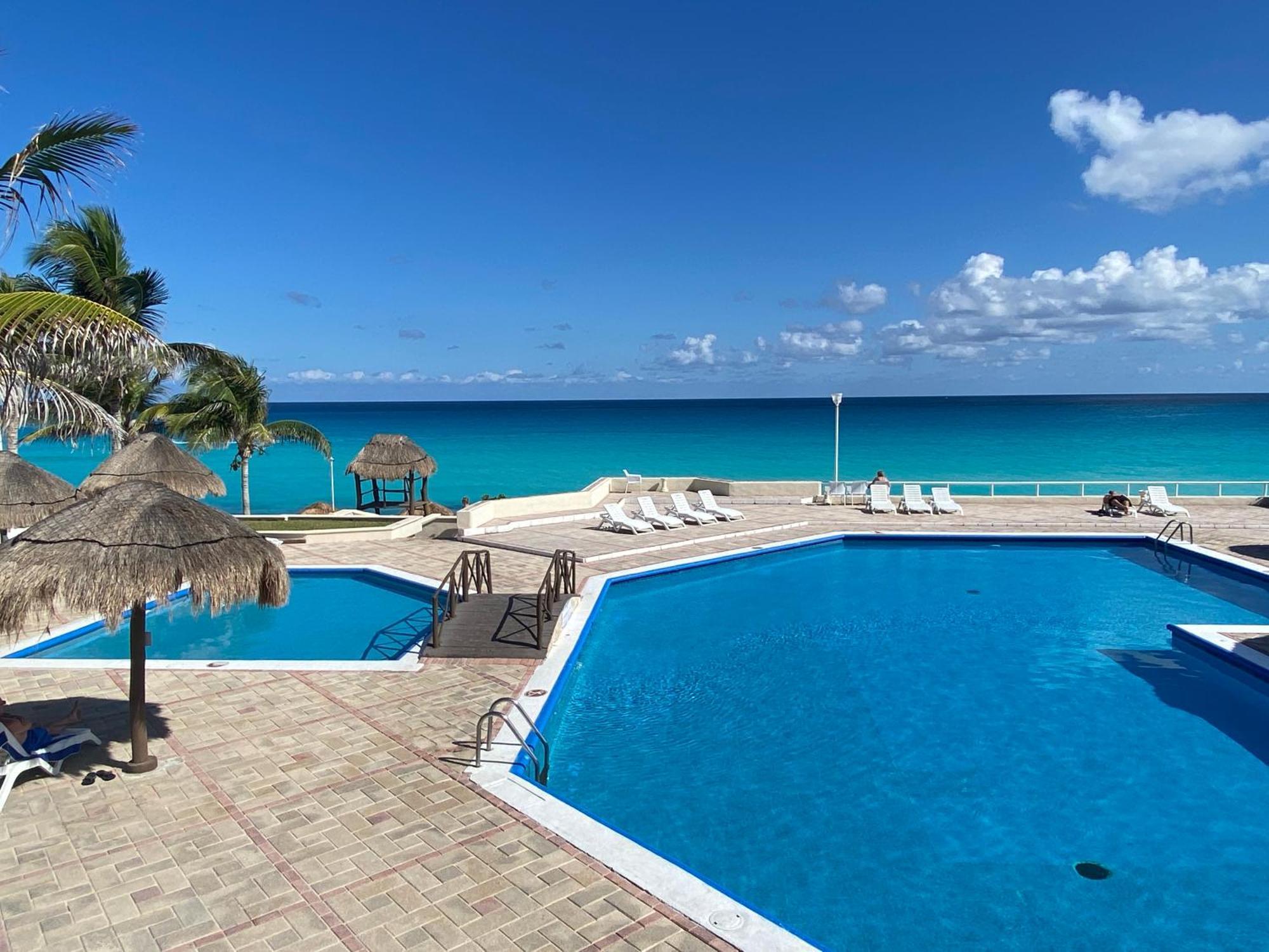 Beach Apartment With Balcony And View, Brisas Cancun Hotel Zone, 1 Bedroom