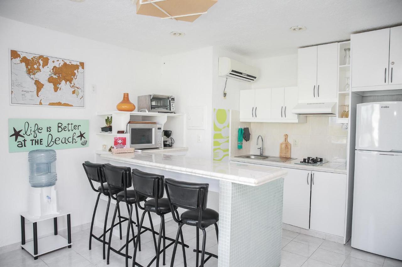 Apartment With Terrace Ocean View, Brisas 1 Bdrm Zone