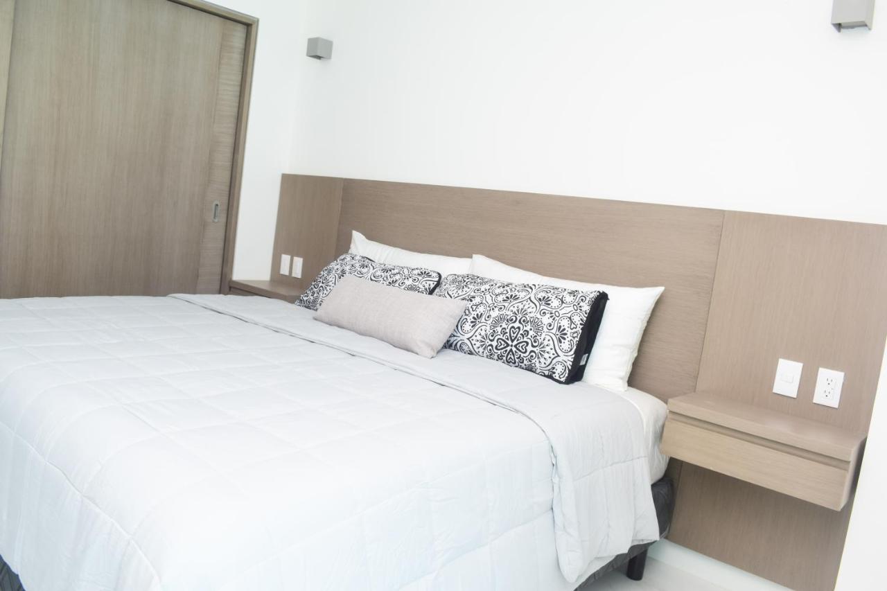Nuevo Estudio A Pie De Playa, Vistas Increibles, Alberca, Gym Jacuzi, Seguridad, 3503 Apartment *