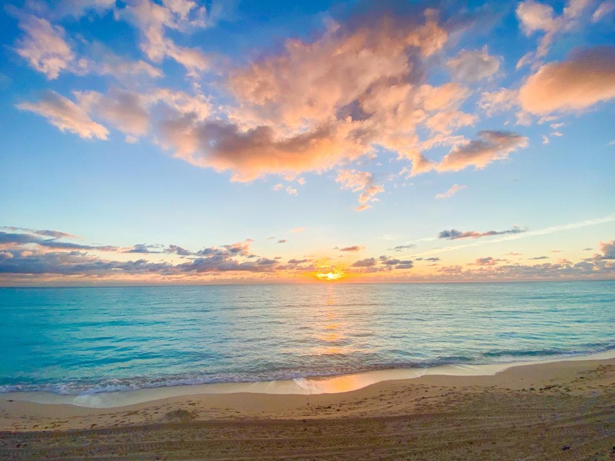 With Terrace Ocean View, Brisas 1 Bdrm Zone Apartment Cancun