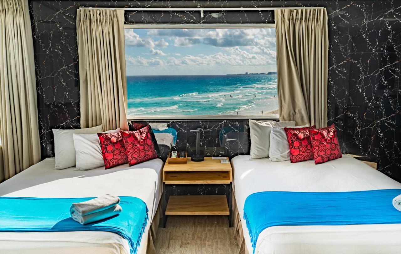 Paradise Beachfront & Nightlife Heart Cancun