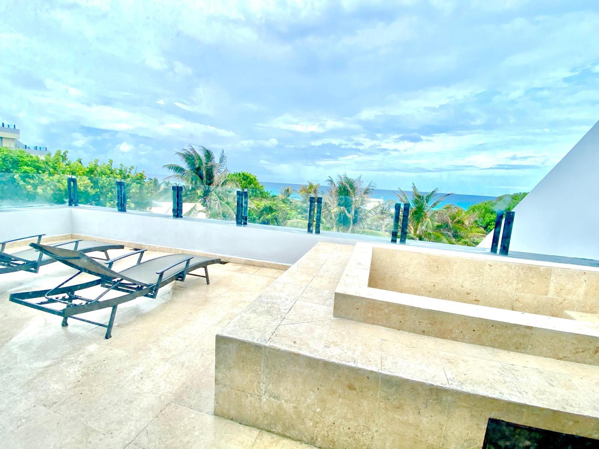 Aparthotel In Ocean Front