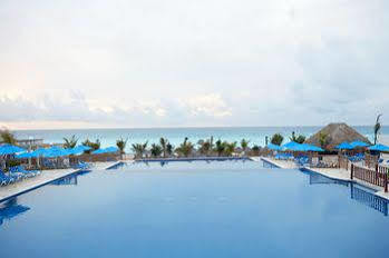 Seadust Family Resort Cancún