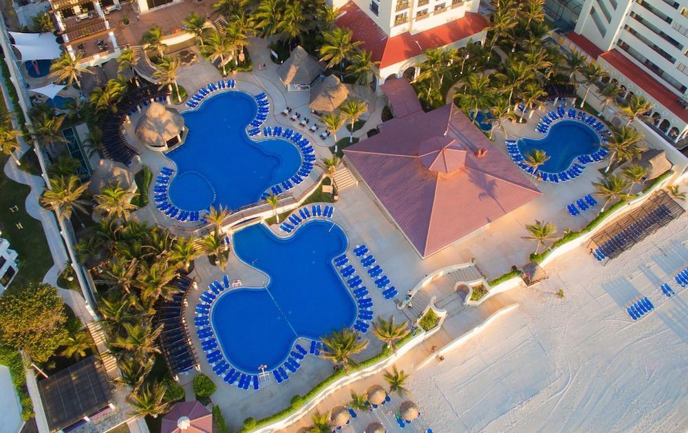 Club Gr Solaris Hotel 4*