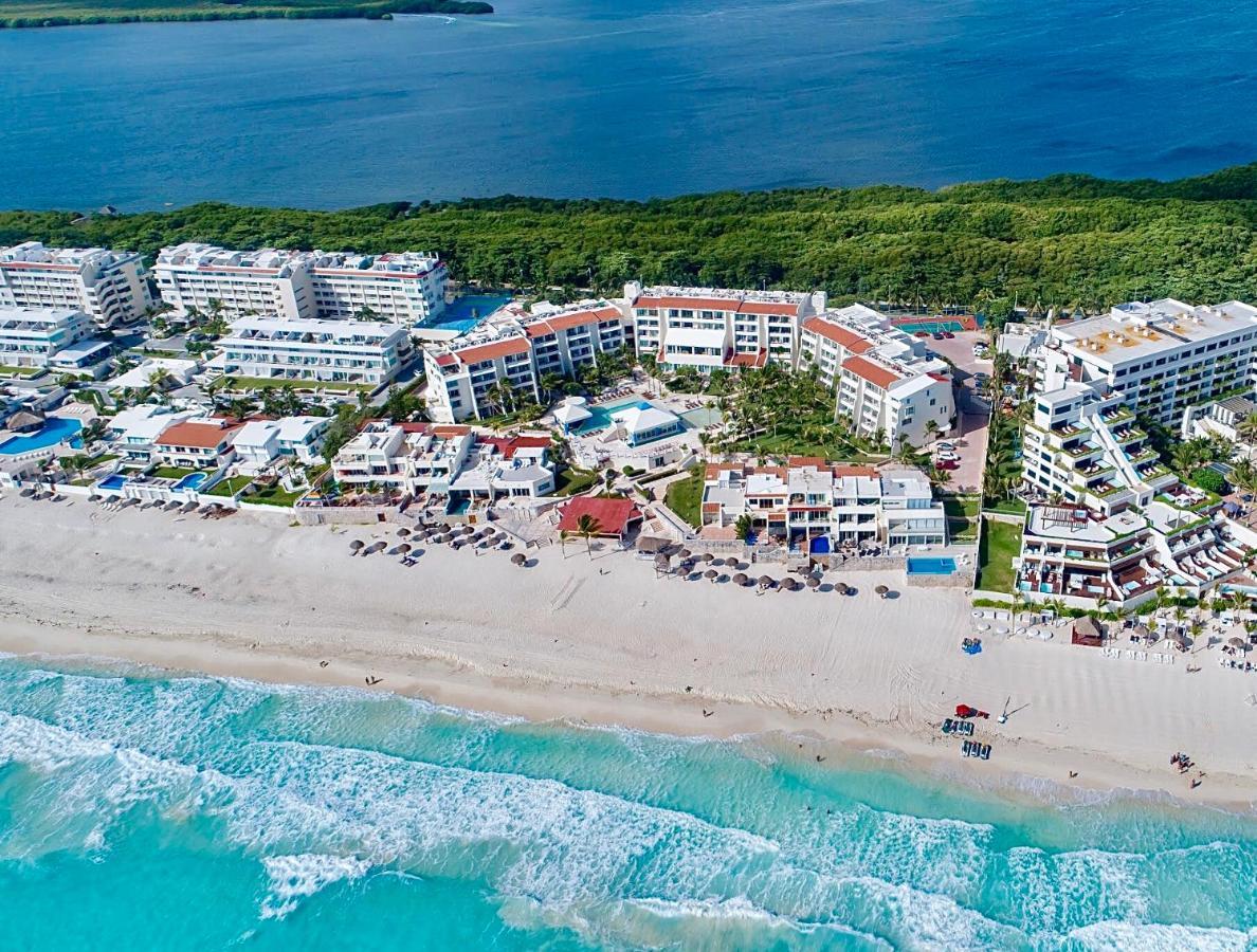 Eight Bedroom Beach House Villa Cancun