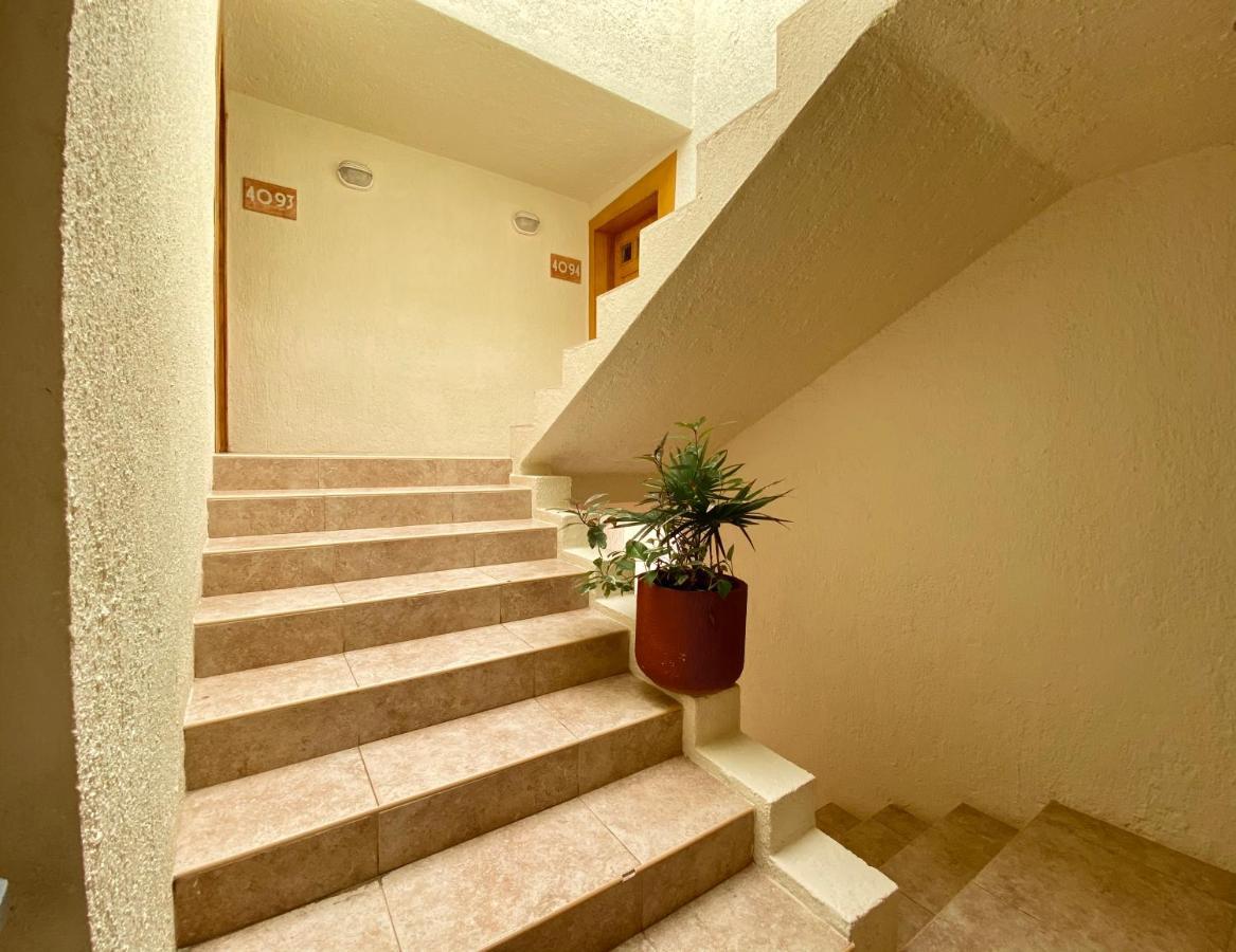 Eight Bedroom Beach House Villa Cancun