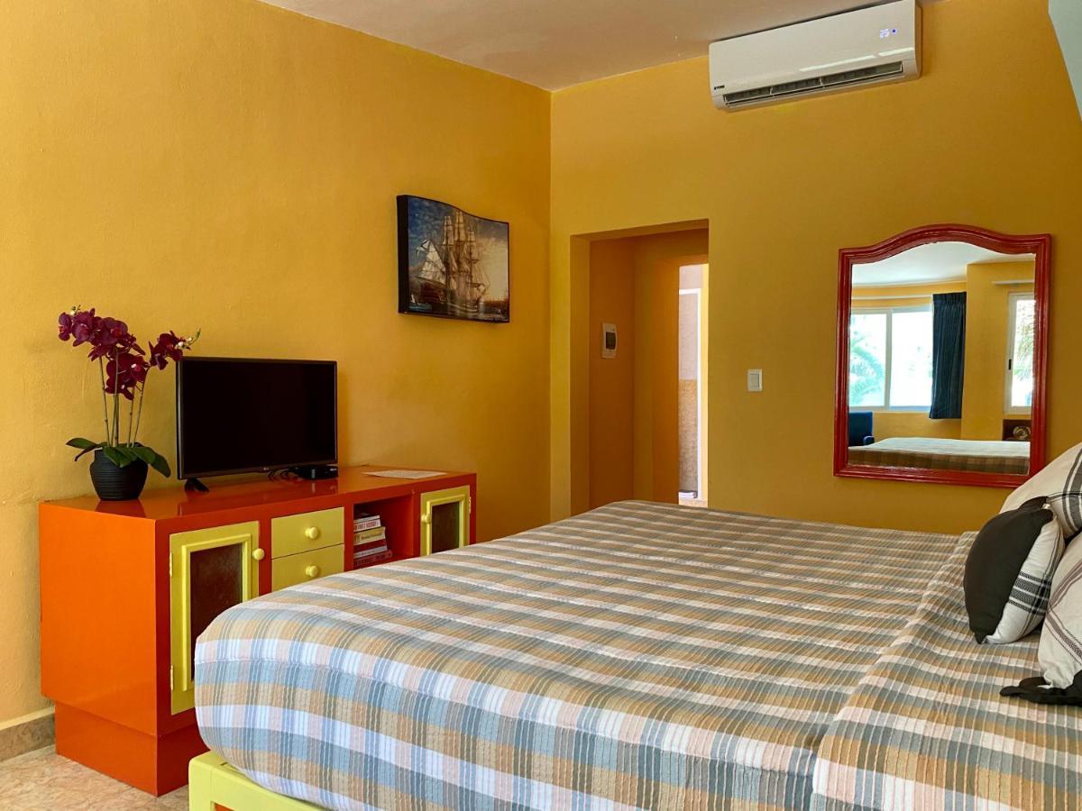 Villa Eight Bedroom Beach House Cancun