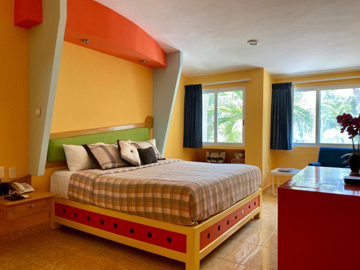 Villa Eight Bedroom Beach House Cancun