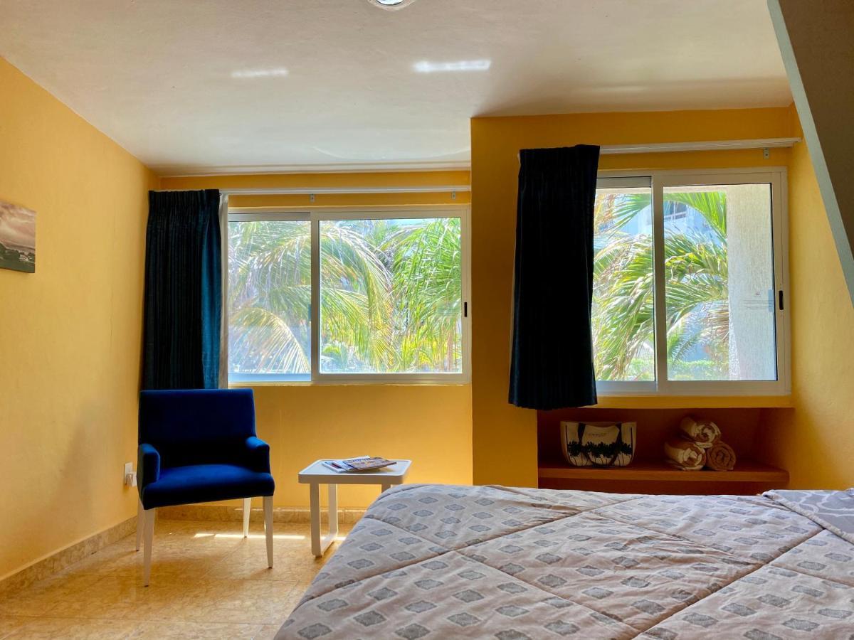 Eight Bedroom Beach House Cancun